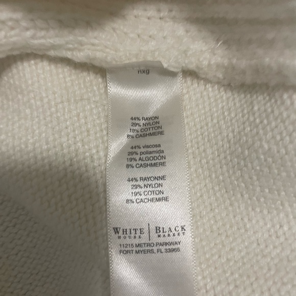 White House Black Market sweater - Picture 4 of 4